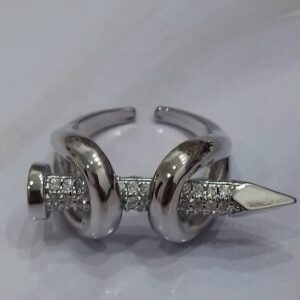 ANILLO PLATA CLAVO